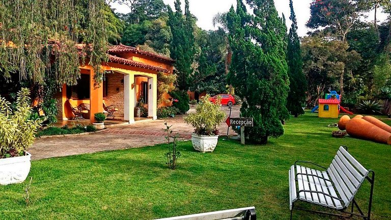 Ita004 - Hermosa casa en Itaipava para 24 personas