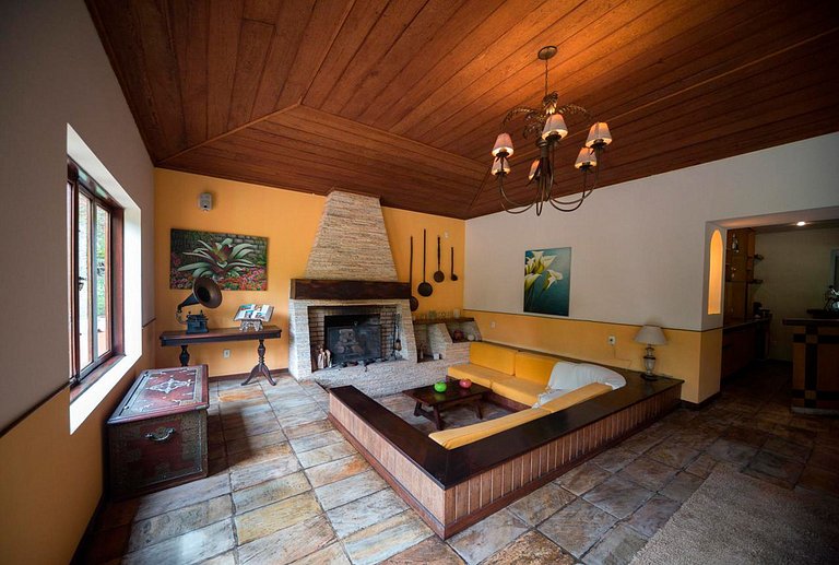 Ita004 - Linda casa em Itaipava para 24 pessoas