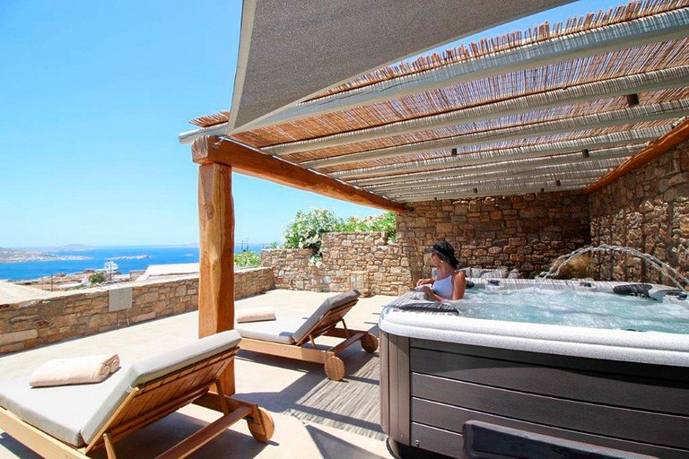 Cyc090 - Villa in the area of Agia Sofia, Mykonos