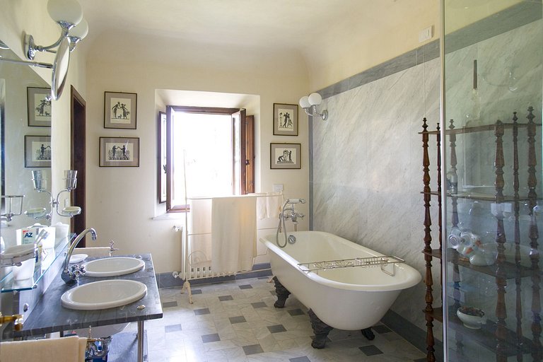 Tus012 - Superb Historical Tuscan Villa