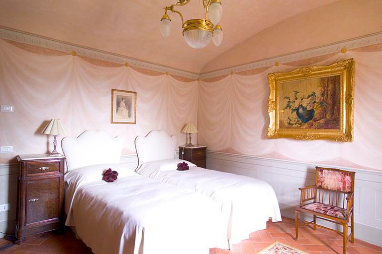 Tus012 - Superb Historical Tuscan Villa