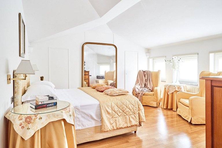 Cam008 - Luxurious Sorrento Villa