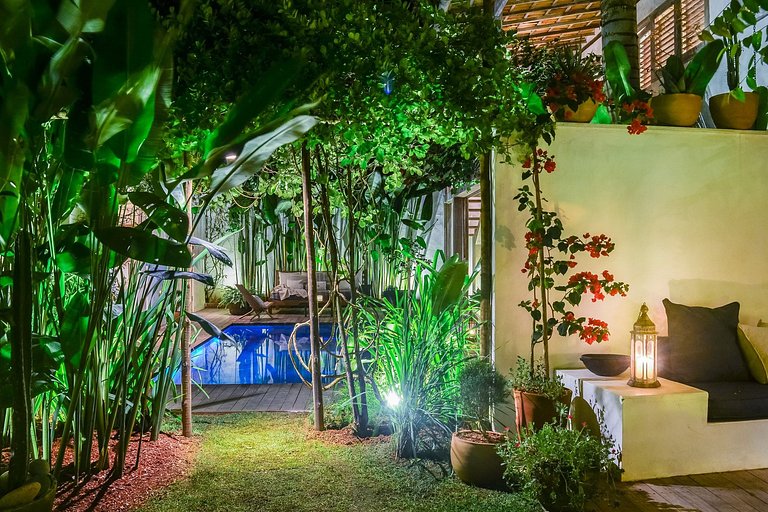 Bah072 - Charmosa casa a dois passos do Quadrado