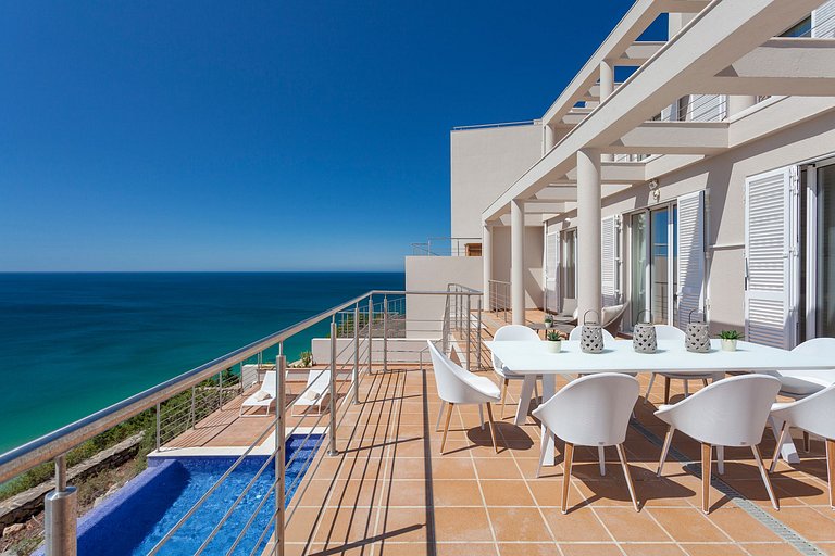 Alg004 - Villa contemporánea en el oeste del Algarve | Latin