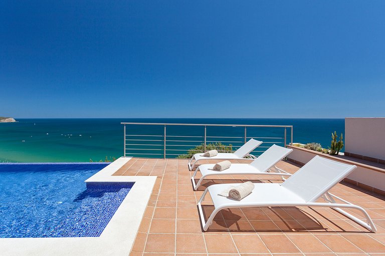 Alg004 - Contemporary villa in the western Algarve