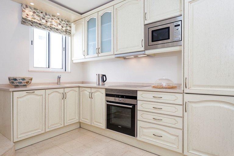 Alg005 - Great 2 beachouses in Salema, Algarve