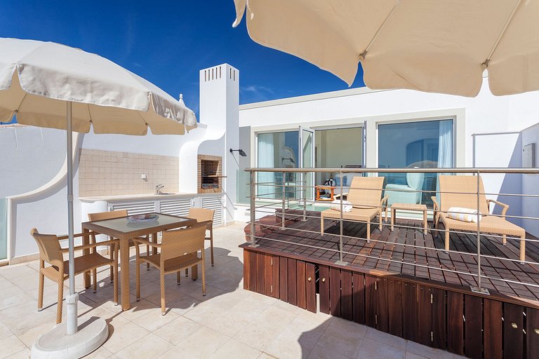 Alg005 - Cabanas de praia em Salema, Algarve