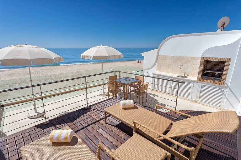 Alg005 - Great 2 beachouses in Salema, Algarve