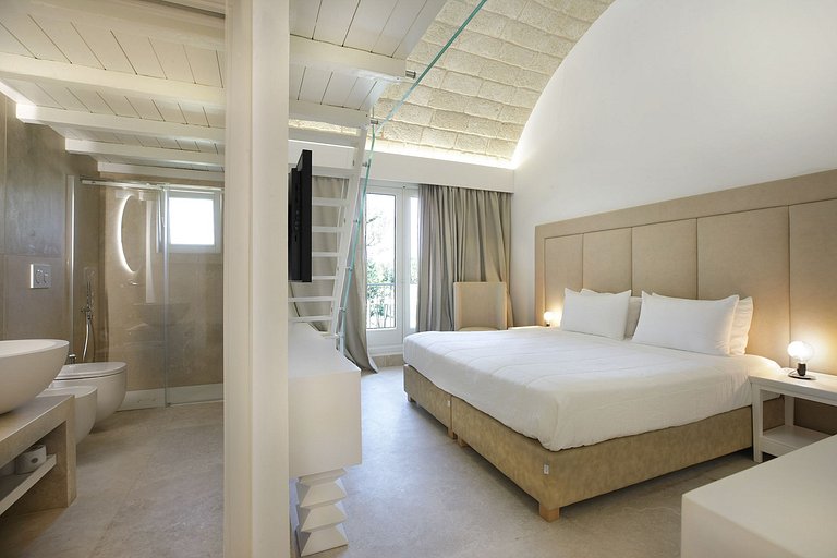 Pug004 - Luxurious modern vacation home, Puglia, Italy