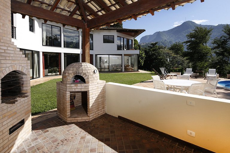 Rio068 - House in Gavea