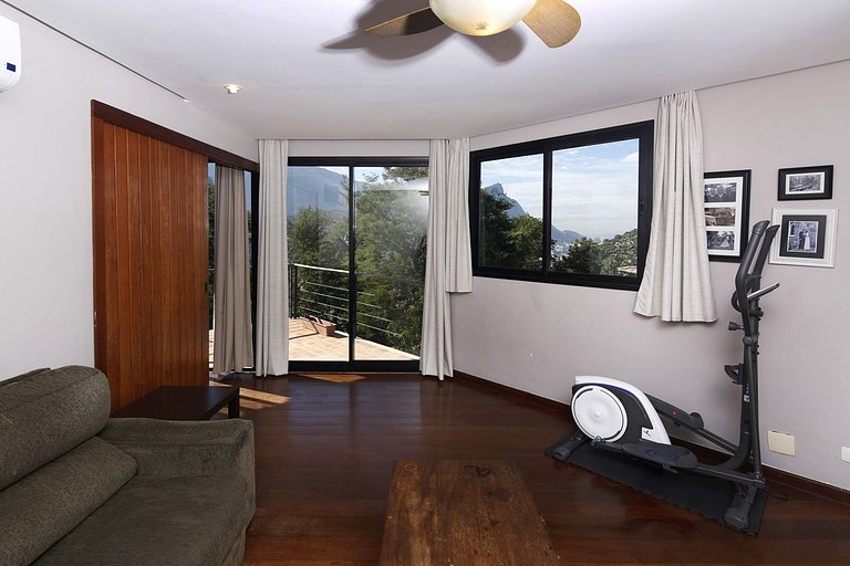 Rio068 - House in Gavea