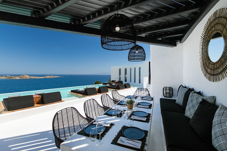 Cyc050 - Villa in area of Agios Lazaros, Mykonos