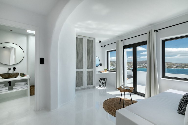 Cyc050 - Villa in area of Agios Lazaros, Mykonos