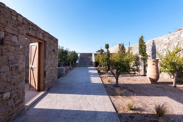 Cyc043 - Villa with a panoramic view of Mykonos