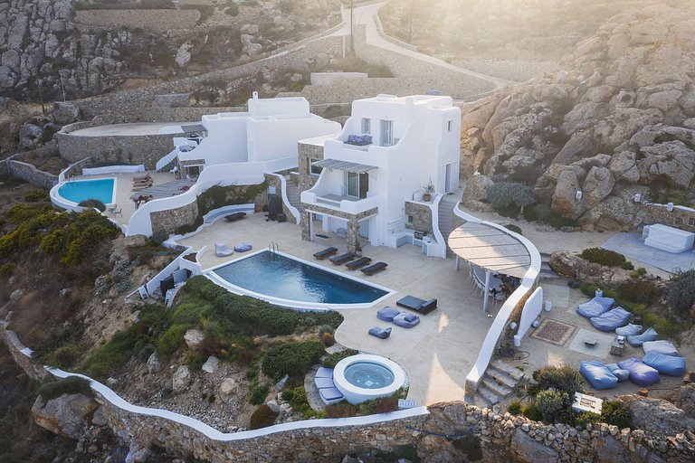 Cyc071 - Villa with outdoor Cinema, Mykonos
