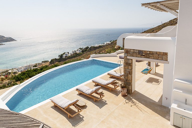 Cyc071 - Villa with outdoor Cinema, Mykonos