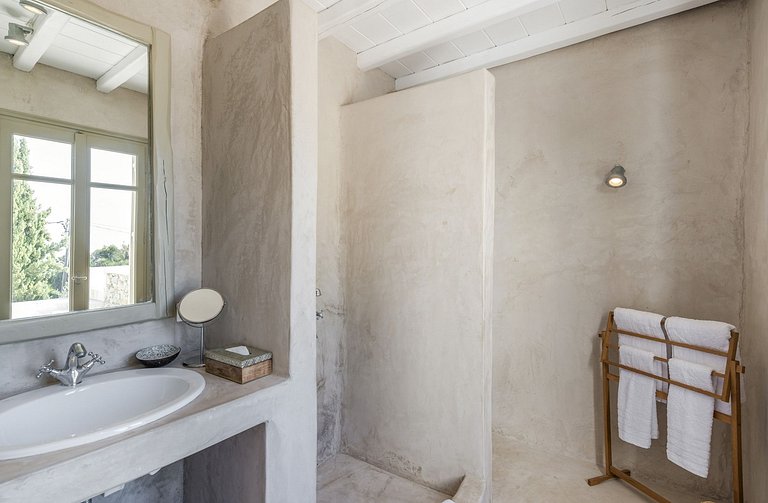 Cyc067 - Traditional Cycladic Villa, Mykonos