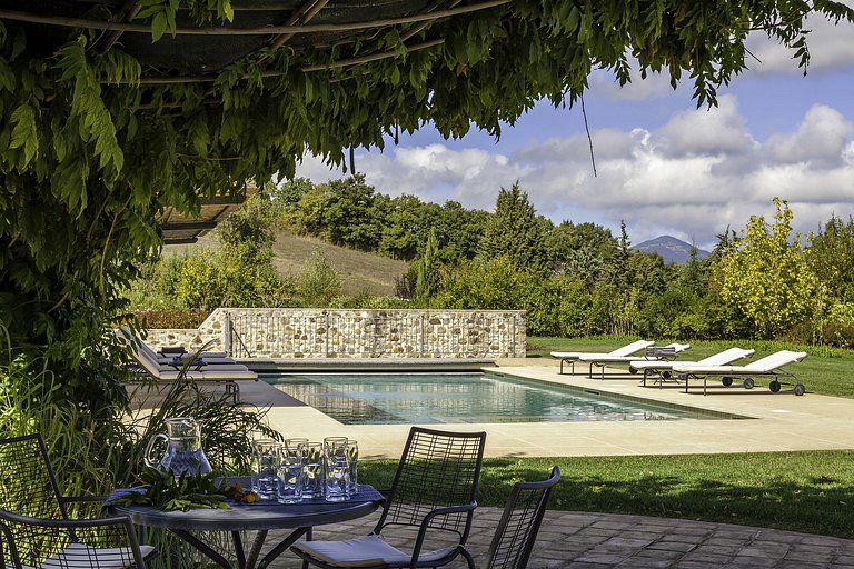 Umb008 - Splendid villa, Umbrian farming estate