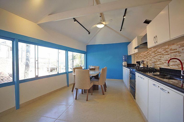 Buz013 - Belle villa en bord de mer à Búzios