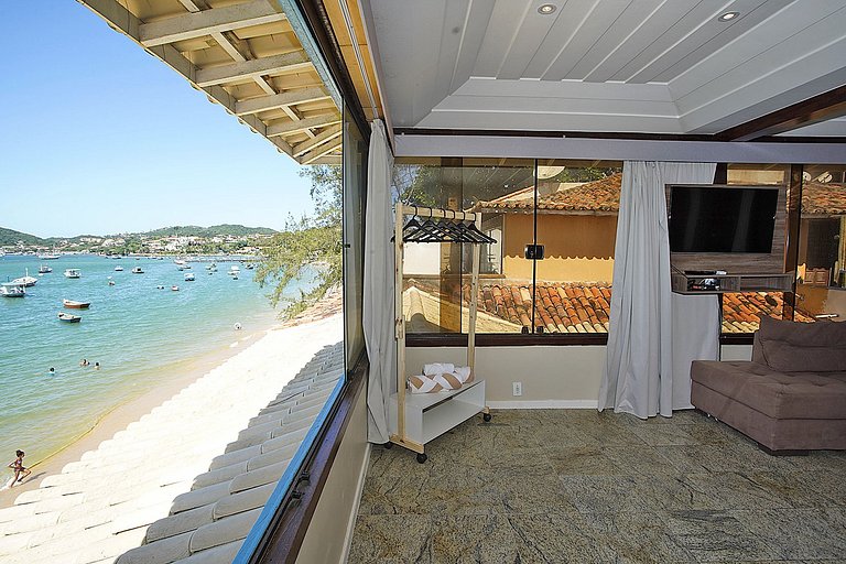 Buz013 - Hermosa casa frente al mar en Búzios