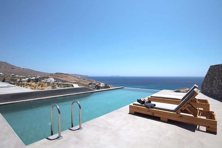 Cyc045 - Villa over the bay of Kalafatis, Mykonos
