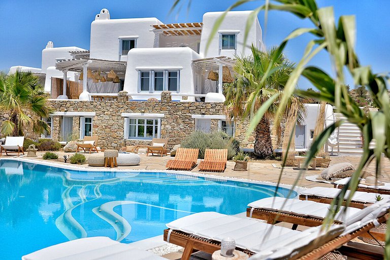 Cyc048 - Villa à plusieurs niveaux à Paraga, Mykonos