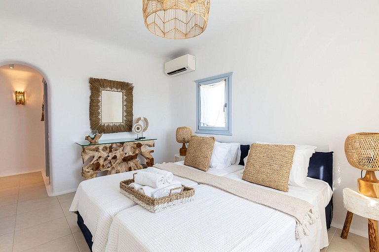 Cyc048 - Villa à plusieurs niveaux à Paraga, Mykonos