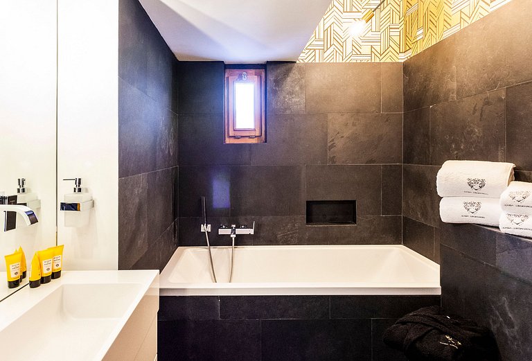 Gri008 - Luxurious Swiss ski chalet, near St. Moritz