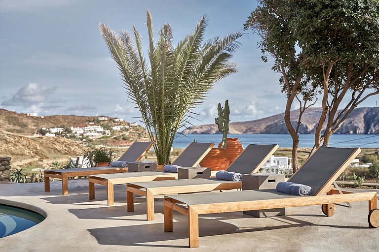 Cyc052 - Villa by the Panormos Bay, Mykonos