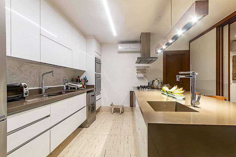 Rio057 - Fantástica villa com piscina no Jardim Botânico