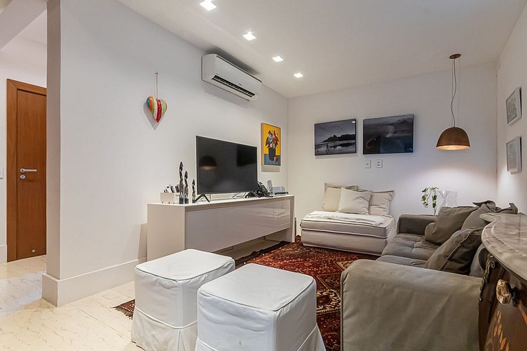 Rio057 - Fantástica villa com piscina no Jardim Botânico