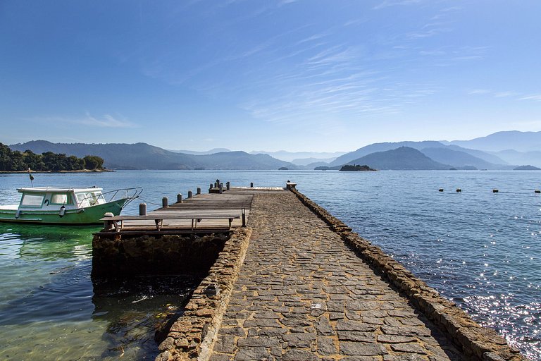 Ang101 - Island in Angra dos Reis