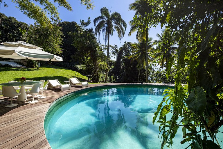 Ang101 - Isla en Angra dos Reis