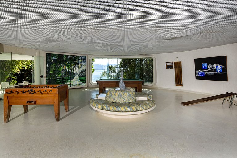 Ang101 - Isla en Angra dos Reis