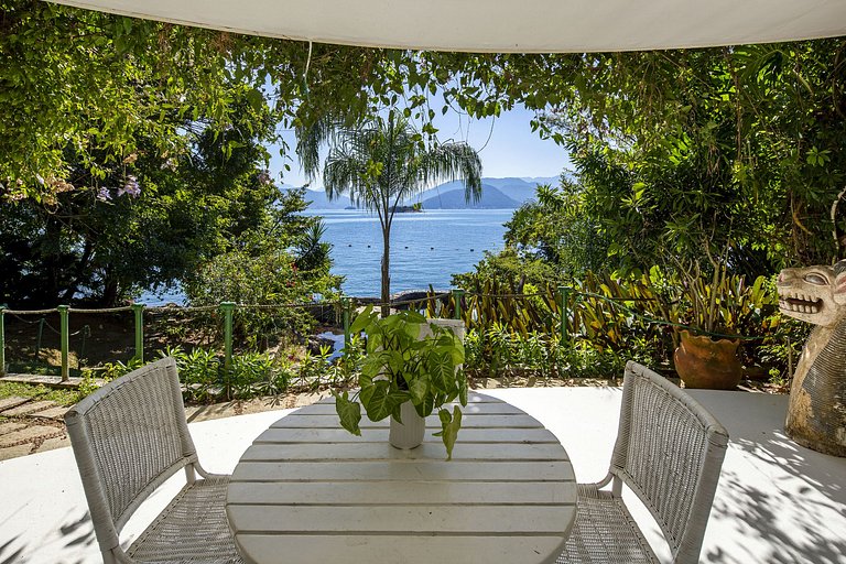 Ang101 - Island in Angra dos Reis