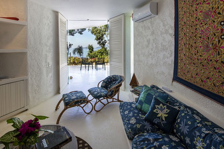 Ang101 - Isla en Angra dos Reis