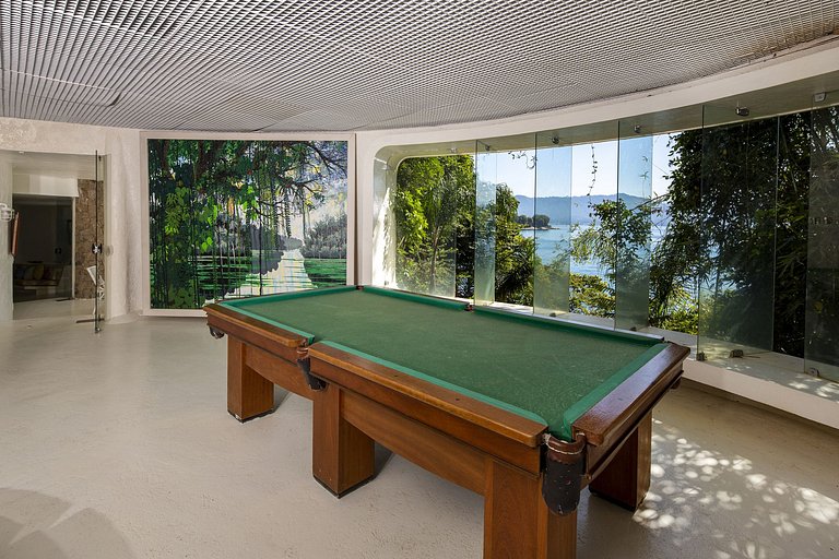 Ang101 - Ile à Angra dos Reis