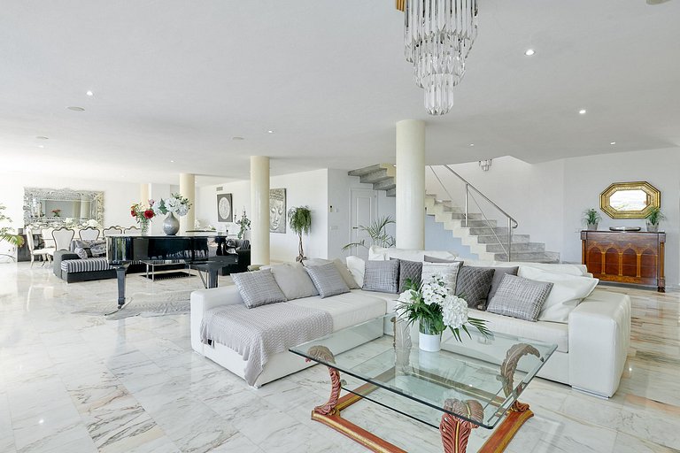 Ibi005 - Classy luxury villa in Ibiza
