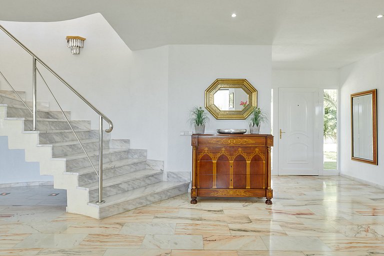 Ibi005 - Classy luxury villa in Ibiza
