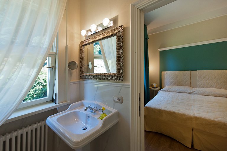 Pie005 - Villa with a view over Lake Maggiore, Baveno