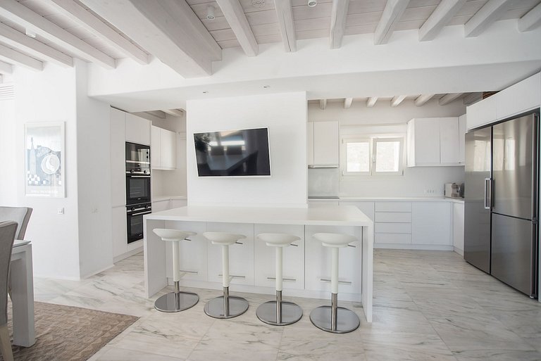 Cyc094 - Modern Villa in Mykonos