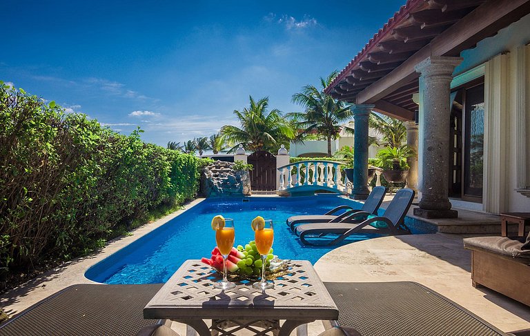 Pcr008 - Colonial house by the sea in Playa del Carmen