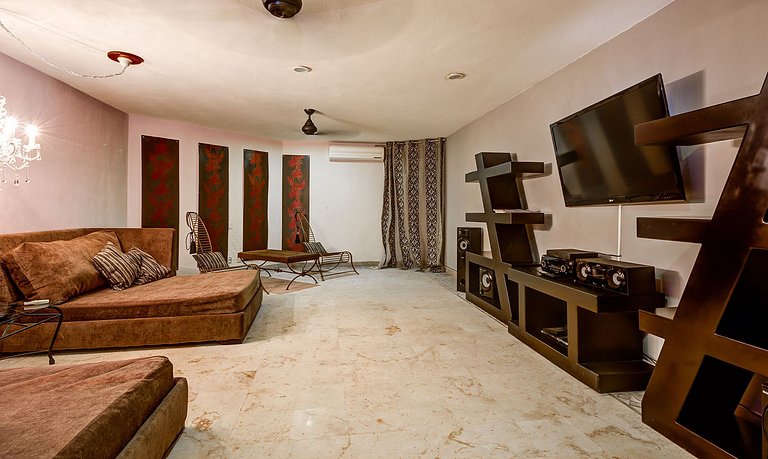 Pcr008 - Colonial house by the sea in Playa del Carmen