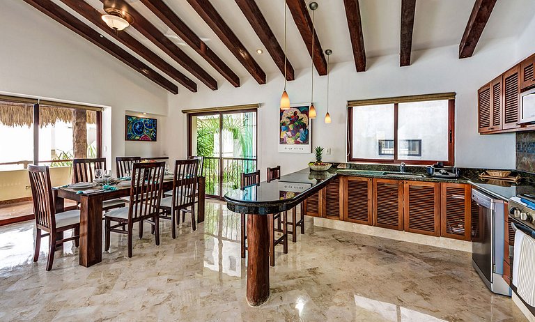 Pcr009 - Luxurious triplex villa in Playa de Carmen