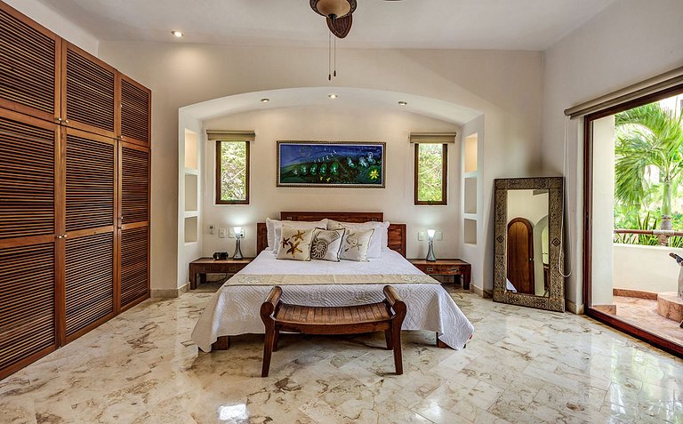 Pcr009 - Luxurious triplex villa in Playa de Carmen