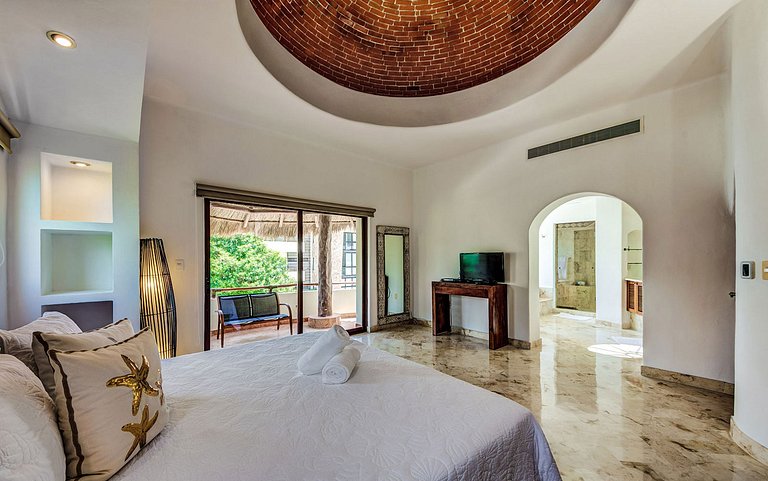 Pcr009 - Luxurious triplex villa in Playa de Carmen