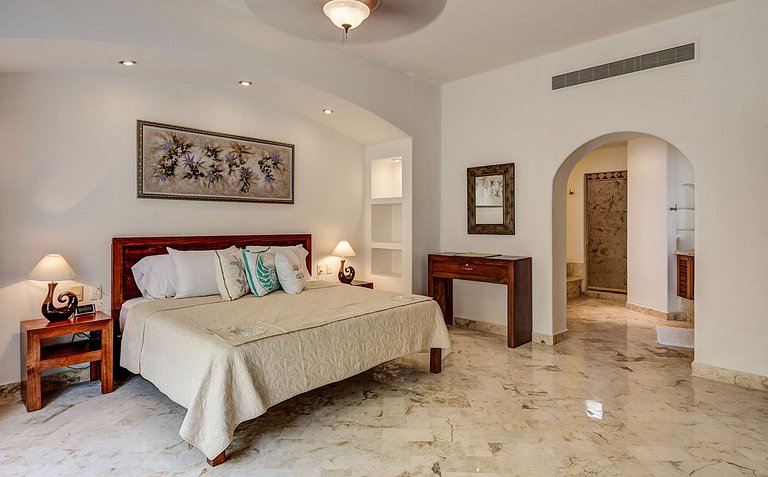 Pcr009 - Luxurious triplex villa in Playa de Carmen