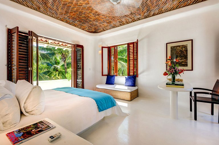 Pta005 - Beautiful tropical house by the sea at Xpu-Ha beach