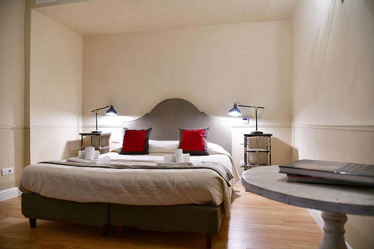 Tus016 - Luxurious 2 Room Apartment