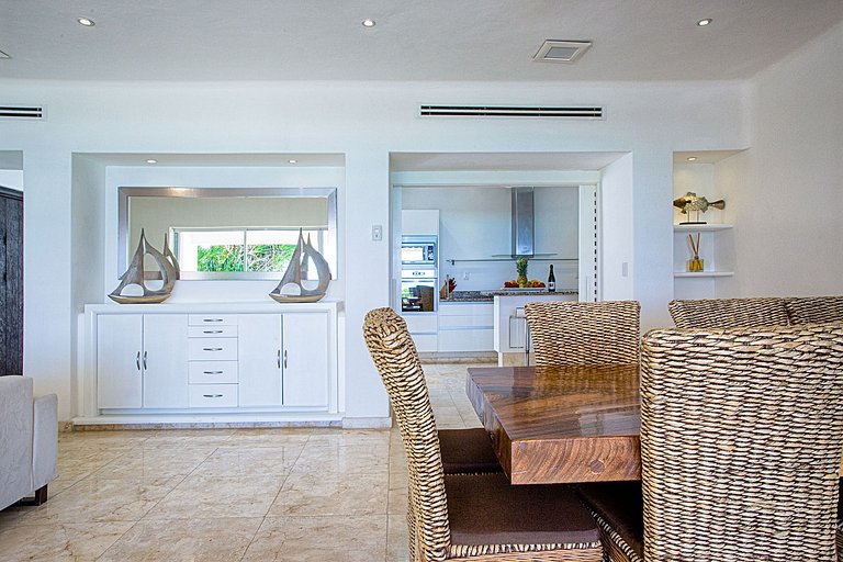 Pcr011 - Extraordinária casa de luxo em frente ao mar em Pla